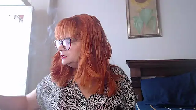 Snapshot of evelynsmithco chatting on February 2026 02:43:02 PM evelynsmithco online show from February 2026 02:43:02 PM