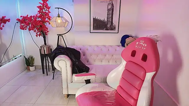 Snapshot of Carolina_cherry chatting on January 2026 11:47:01 AM Carolina cherry online show from January 2026 11:47:01 AM