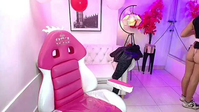 Snapshot of Carolina_cherry chatting on February 2026 11:51:01 AM Carolina cherry online show from February 2026 11:51:01 AM