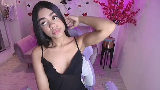 Snapshot of Sophie_clay chatting on February 2026 07:23:01 PM Sophie clay online show from February 2026 07:23:01 PM