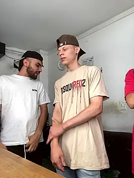 jamess 0 online show from January 2026 08:58:01 PM