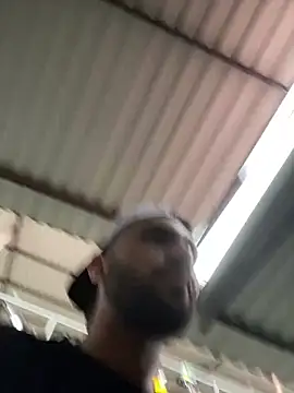 jamess 0 online show from April 2026 09:41:02 PM