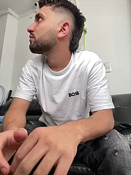 jamess 0 online show from June 2026 07:34:02 PM
