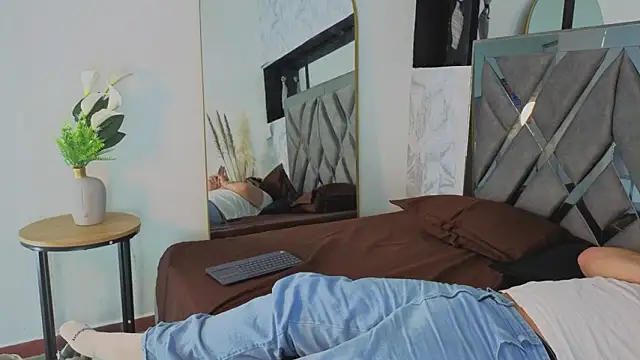 Snapshot of Chel_seth chatting on February 2026 04:11:01 AM Chel seth online show from February 2026 04:11:01 AM