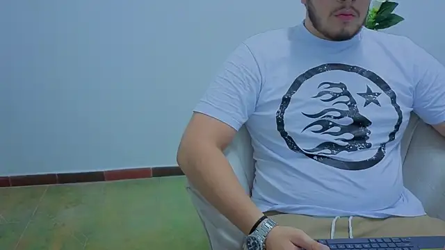 Snapshot of Chel_seth chatting on February 2026 03:57:02 AM Chel seth online show from February 2026 03:57:02 AM