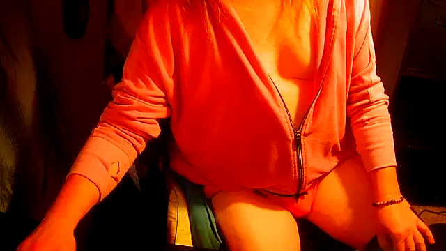 GoodGirlKelly online show from February 2026 03:07:01 AM