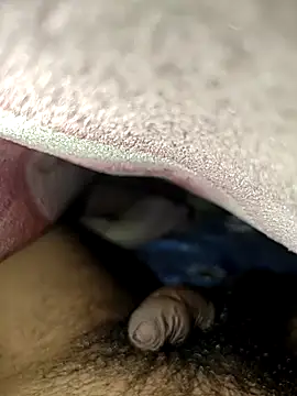 susuadult online show from December 2025 07:43:02 PM