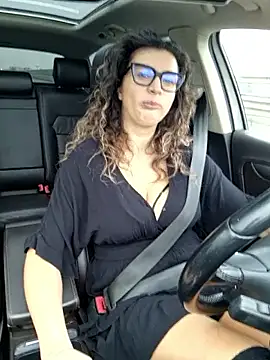 Snapshot of MiraBennet chatting on February 2026 07:37:01 AM MiraBennet online show from February 2026 07:37:01 AM