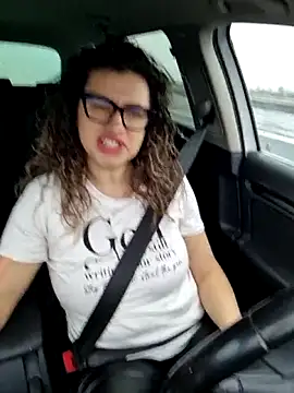 Snapshot of MiraBennet chatting on February 2026 06:34:01 AM MiraBennet online show from February 2026 06:34:01 AM