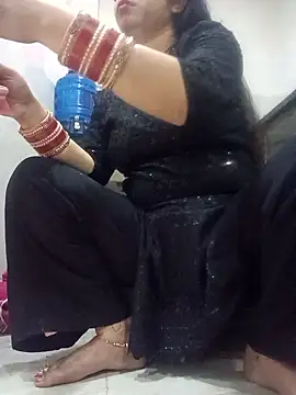 Snapshot of Barbie-Doll7 chatting on January 2026 08:53:02 AM Barbie-Doll7 online show from January 2026 08:53:02 AM