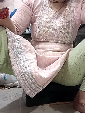 Snapshot of Barbie-Doll7 chatting on February 2026 03:56:02 AM Barbie-Doll7 online show from February 2026 03:56:02 AM