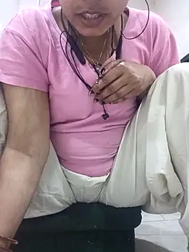 Snapshot of Barbie-Doll7 chatting on February 2026 12:26:01 PM Barbie-Doll7 online show from February 2026 12:26:01 PM