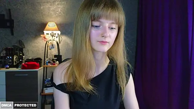 Snapshot of Miss_Alisa_ chatting on July 2026 07:54:01 PM Miss Alisa online show from July 2026 07:54:01 PM