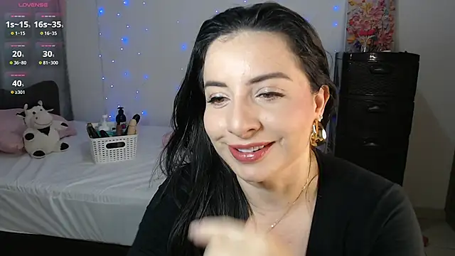 Snapshot of Karlinlive chatting on December 2025 10:00:01 AM Karlinlive online show from December 2025 10:00:01 AM