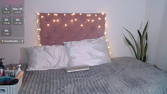 Snapshot of Karlinlive chatting on February 2026 10:45:01 AM Karlinlive online show from February 2026 10:45:01 AM