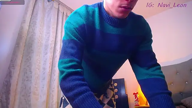 Snapshot of TOMBOYSEXX chatting on January 2026 10:52:01 AM TOMBOYSEXX online show from January 2026 10:52:01 AM