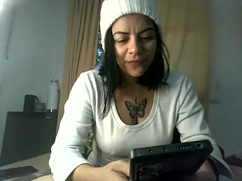 luluclark69 online show from June 2026 11:38:01 AM