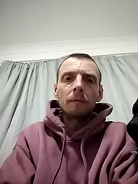 Snapshot of CrookedBunk3527 chatting on December 2025 07:43:01 PM CrookedBunk3527 online show from December 2025 07:43:01 PM