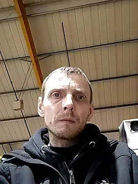 Snapshot of CrookedBunk3527 chatting on January 2026 04:09:01 PM CrookedBunk3527 online show from January 2026 04:09:01 PM