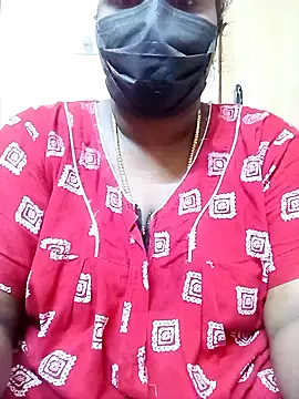 Snapshot of Tamil_Bhuvi69 chatting on January 2026 01:10:02 AM Tamil Bhuvi69 online show from January 2026 01:10:02 AM