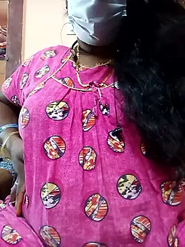 Snapshot of Tamil_Bhuvi69 chatting on January 2026 04:29:01 AM Tamil Bhuvi69 online show from January 2026 04:29:01 AM