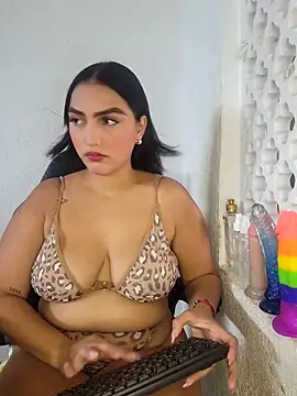 Mia em online show from March 2026 06:24:01 PM