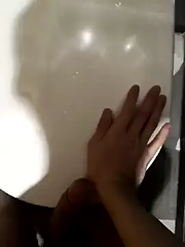 Snapshot of MSleepyyyy chatting on March 2026 07:14:02 AM MSleepyyyy online show from March 2026 07:14:02 AM