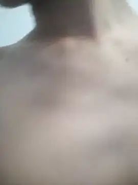 Snapshot of MSleepyyyy chatting on April 2026 04:02:02 AM MSleepyyyy online show from April 2026 04:02:02 AM