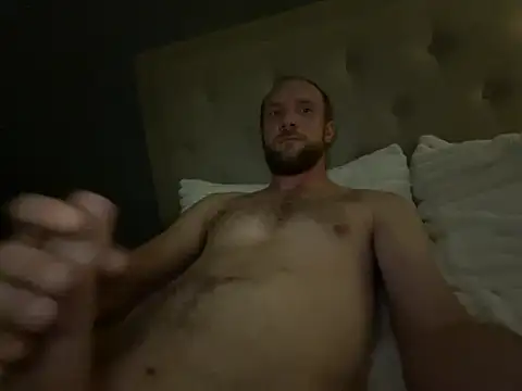 SparkledExtern online show from April 2026 04:33:02 AM