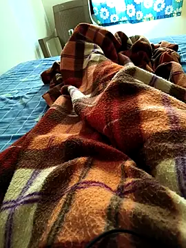 Snapshot of kalnsuhn chatting on January 2026 04:49:01 AM kalnsuhn online show from January 2026 04:49:01 AM