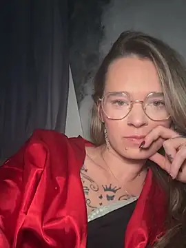 vinique99 online show from December 2025 02:25:01 PM