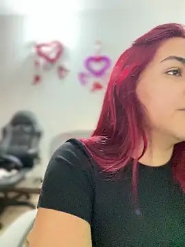 Snapshot of Zarahs_Blare1 chatting on February 2026 11:43:02 PM Zarahs Blare1 online show from February 2026 11:43:02 PM