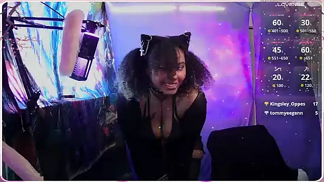 Snapshot of HonneyBunnyXO chatting on June 2026 10:16:02 PM HonneyBunnyXO online show from June 2026 10:16:02 PM