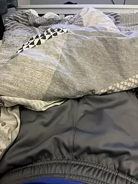 Snapshot of harrygeorge18 chatting on January 2026 10:34:02 PM harrygeorge18 online show from January 2026 10:34:02 PM