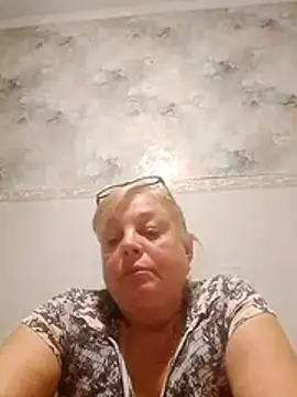 LinaLight88 online show from December 2025 08:15:02 PM