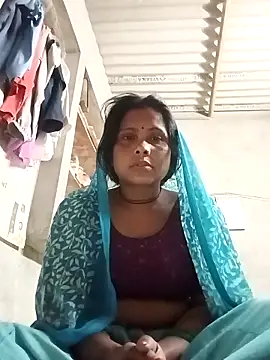 Shreya pandit online show from March 2026 01:08:01 AM