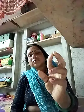 Shreya pandit online show from March 2026 06:14:01 PM