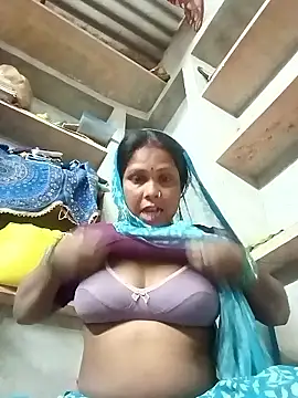 Shreya pandit online show from April 2026 11:31:02 PM