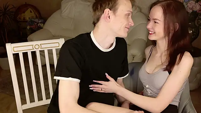 Snapshot of WeksaMur chatting on February 2026 07:06:01 PM WeksaMur online show from February 2026 07:06:01 PM