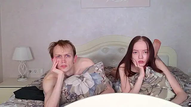 Snapshot of WeksaMur chatting on February 2026 07:01:01 PM WeksaMur online show from February 2026 07:01:01 PM