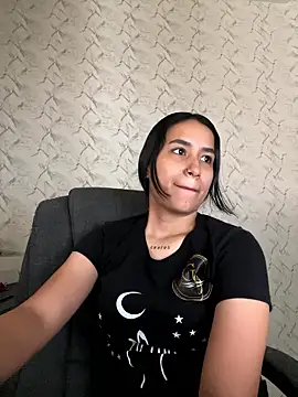 Snapshot of Val12777 chatting on January 2026 03:49:02 PM Val12777 online show from January 2026 03:49:02 PM