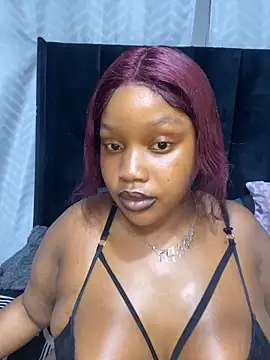 THICKBARBIE32 online show from June 2026 12:57:01 AM