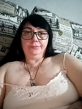 MariSwan222 online show from January 2026 07:11:01 PM