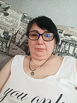MariSwan222 online show from July 2026 06:42:02 AM