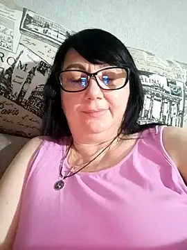 MariSwan222 online show from July 2026 06:07:02 PM