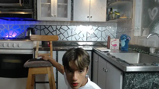 Snapshot of ABRAHAN_XO chatting on January 2026 01:48:02 PM ABRAHAN XO online show from January 2026 01:48:02 PM