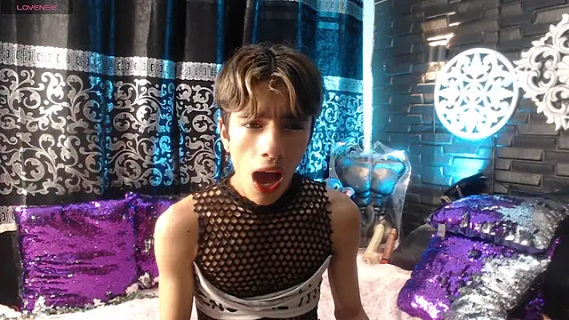 Snapshot of ABRAHAN_XO chatting on February 2026 11:53:02 AM ABRAHAN XO online show from February 2026 11:53:02 AM