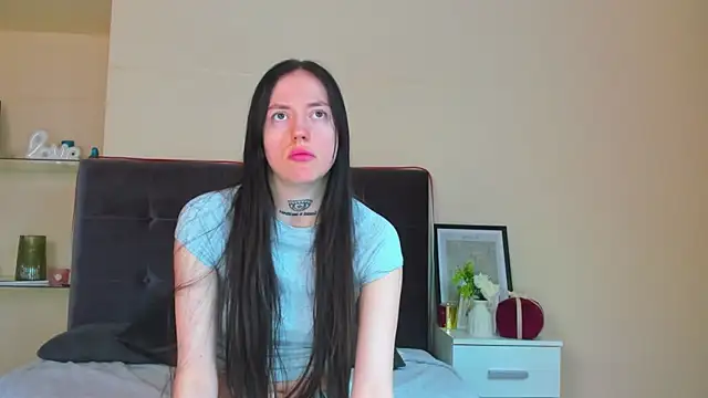 AdrianaCult online show from March 2026 06:05:02 AM