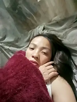 Snapshot of Andrea-688 chatting on April 2026 10:41:02 PM Andrea-688 online show from April 2026 10:41:02 PM