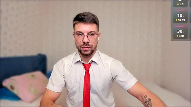 Snapshot of Tony_Wolf chatting on December 2025 06:05:02 PM Tony Wolf online show from December 2025 06:05:02 PM